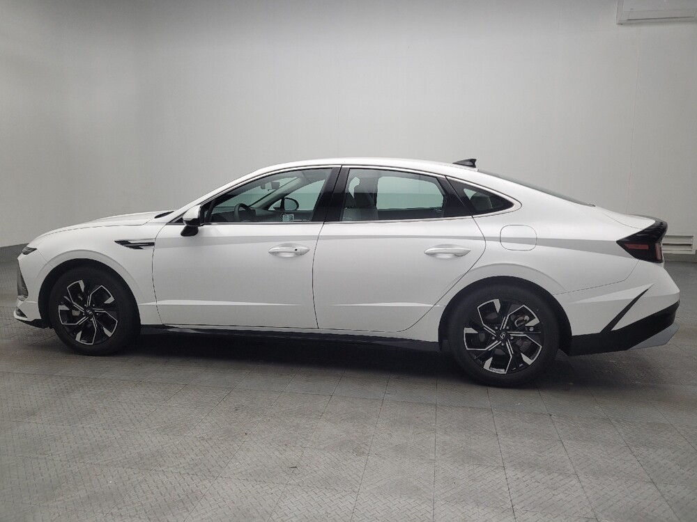 2024 Hyundai Sonata in Morrow, GA 30260 - 18115768 3