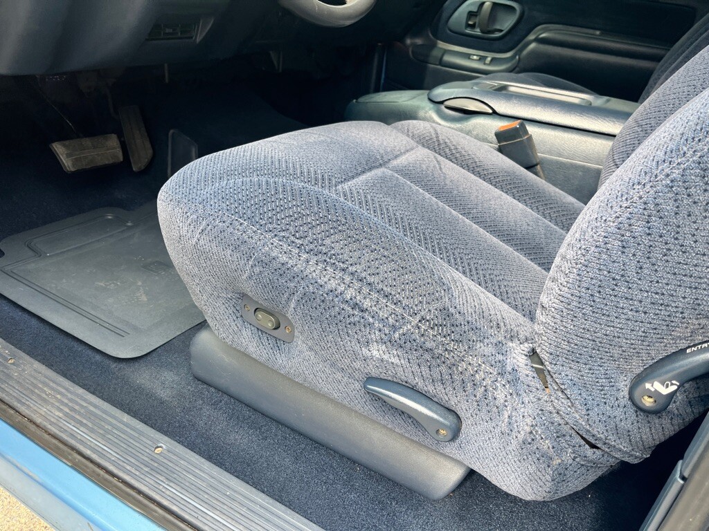 1996 Chevrolet Silverado 1500 in Fairview, PA 16415 - 18115773 12