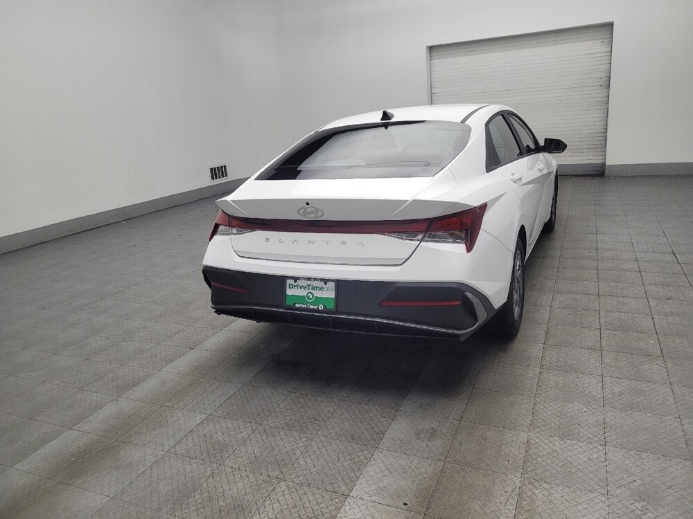 2024 Hyundai Elantra in Union City, GA 30291 - 18115779 9