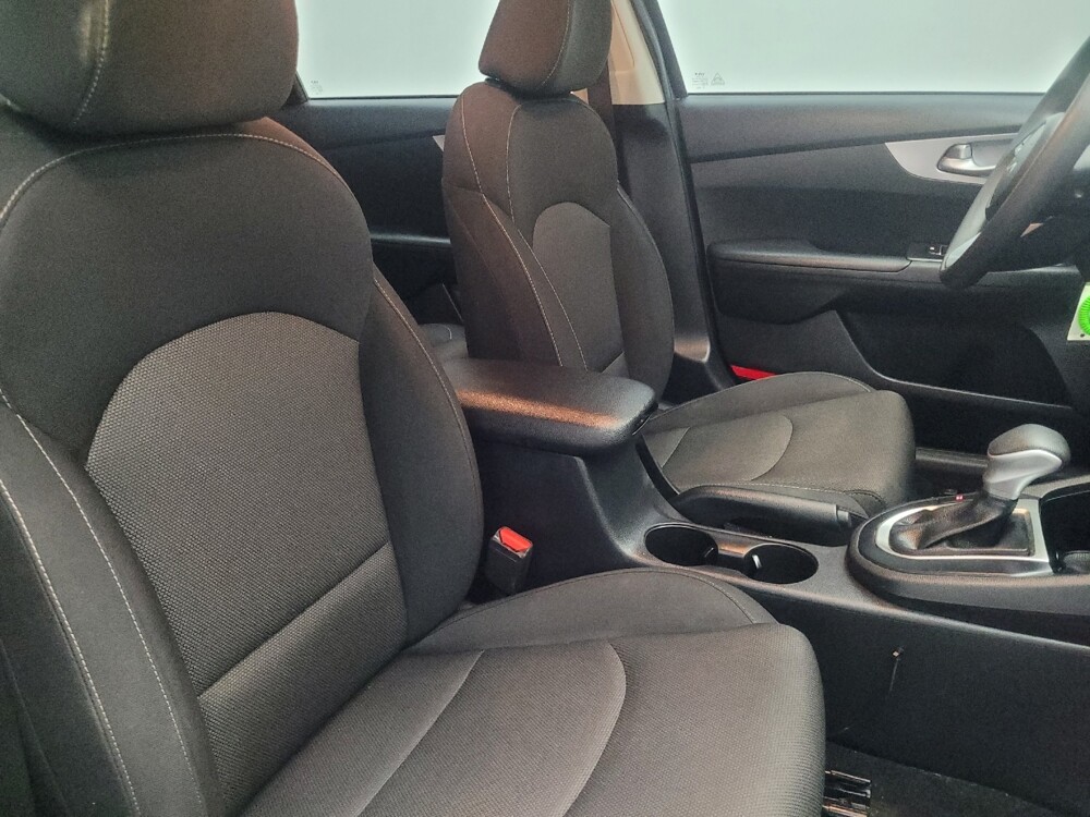 2023 Kia Forte in Conyers, GA 30094 - 18115789 21