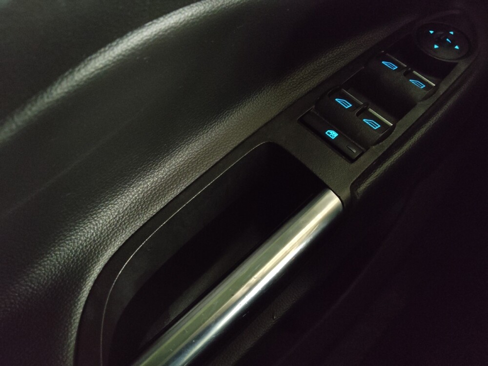 2017 Ford Escape in Morrow, GA 30260 - 18115792 27