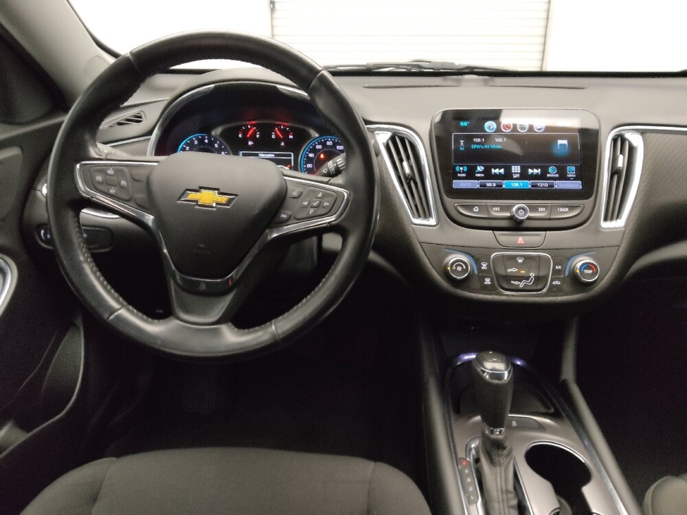 2018 Chevrolet Malibu in Arlington, TX 76011 - 18115809 22