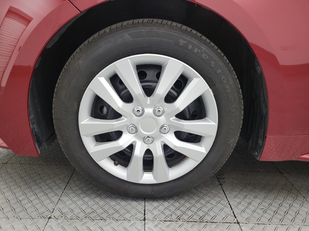 2024 Toyota Corolla in Glendale, AZ 85301 - 18115815 31