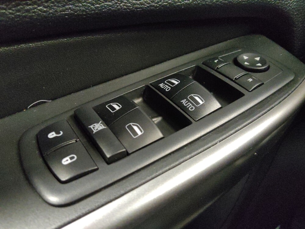 2019 Jeep Cherokee in Albuquerque, NM 87123 - 18115817 27