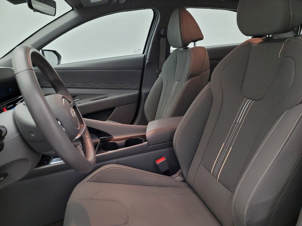 2025 Hyundai Elantra in Tucson, AZ 85705 - 18115823 17