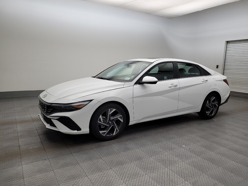 2025 Hyundai Elantra in Tucson, AZ 85705 - 18115823 2