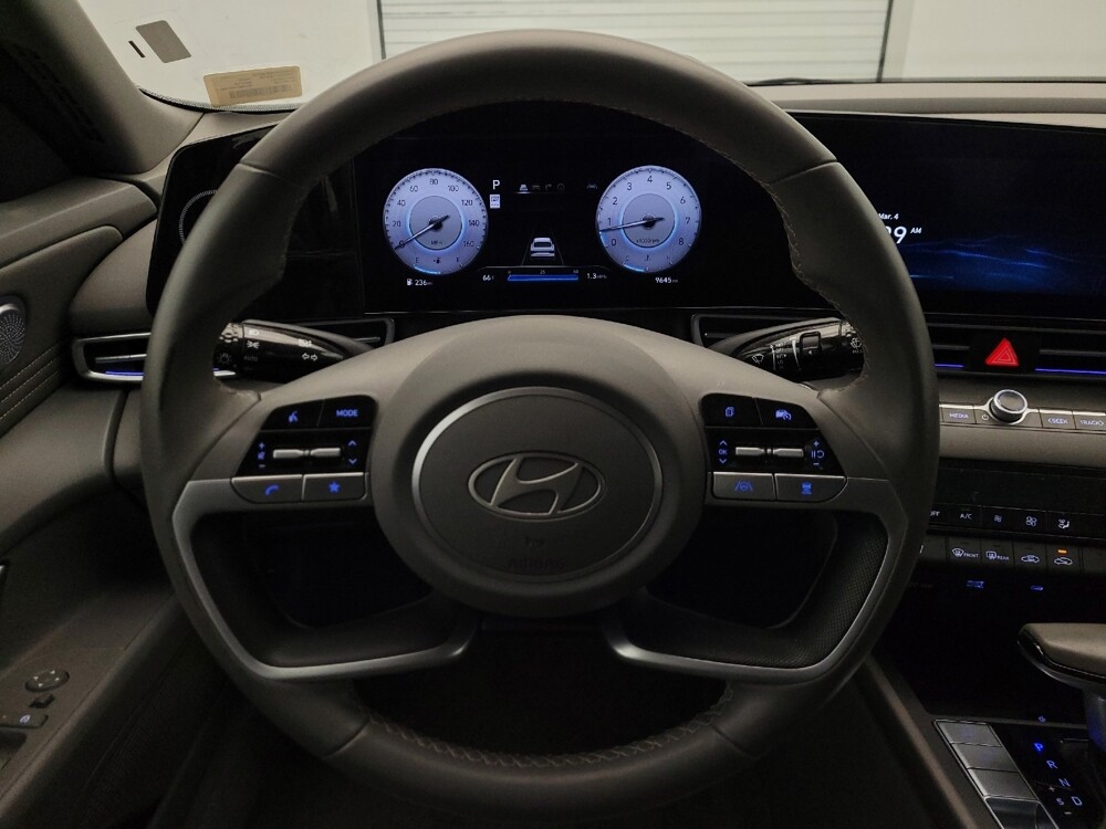 2025 Hyundai Elantra in Tucson, AZ 85705 - 18115823 22