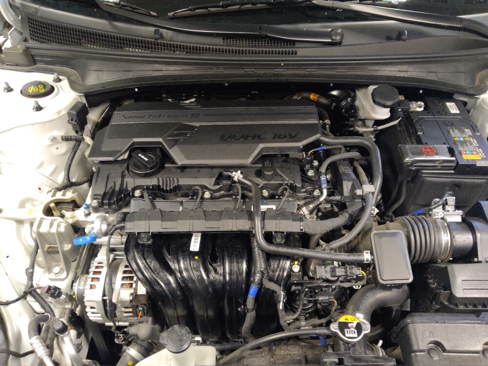 2025 Hyundai Elantra in Tucson, AZ 85705 - 18115823 30