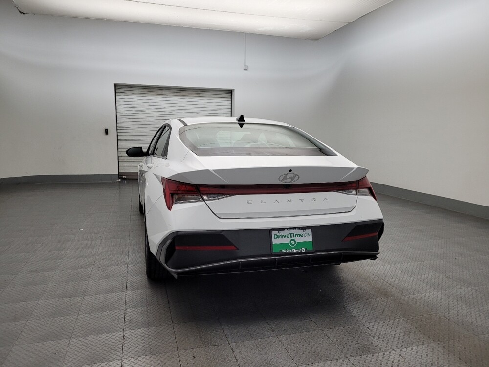 2025 Hyundai Elantra in Tucson, AZ 85705 - 18115823 6