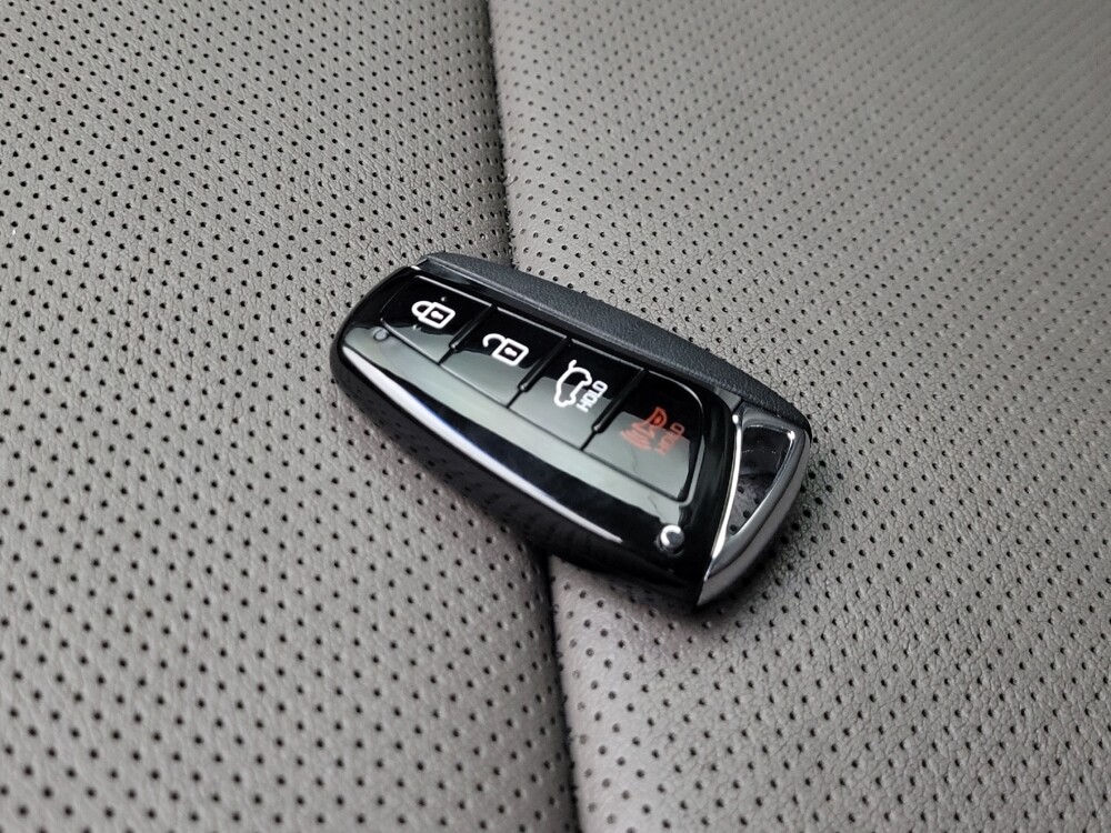 2018 Hyundai Santa Fe in Tucson, AZ 85705 - 18115827 32