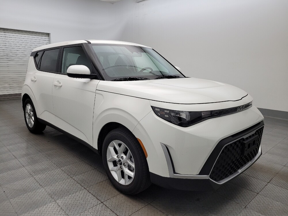 2025 Kia Soul in Albuquerque, NM 87113 - 18115830 13