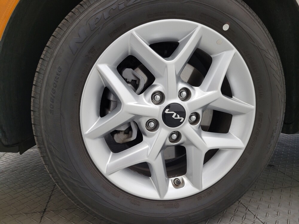 2025 Kia Soul in Albuquerque, NM 87113 - 18115830 31