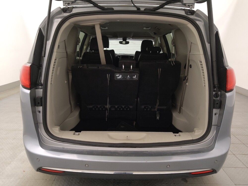 2020 Chrysler Pacifica in Bradenton, FL 34207 - 18115831 29