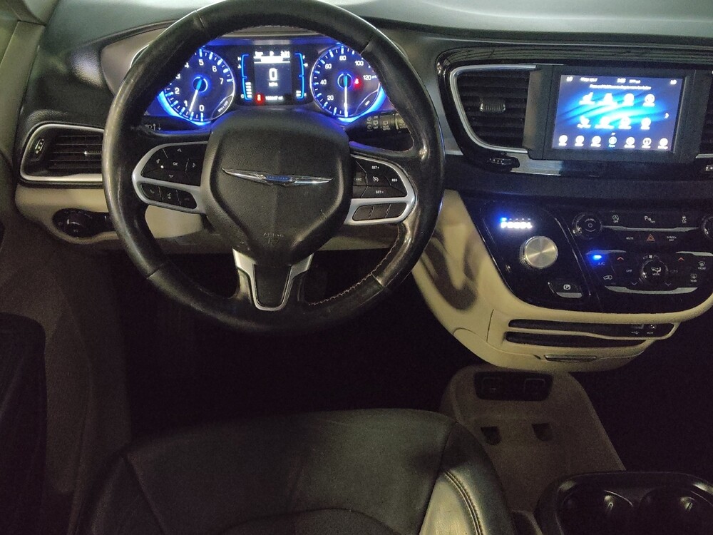 2020 Chrysler Pacifica in Bradenton, FL 34207 - 18115831 22