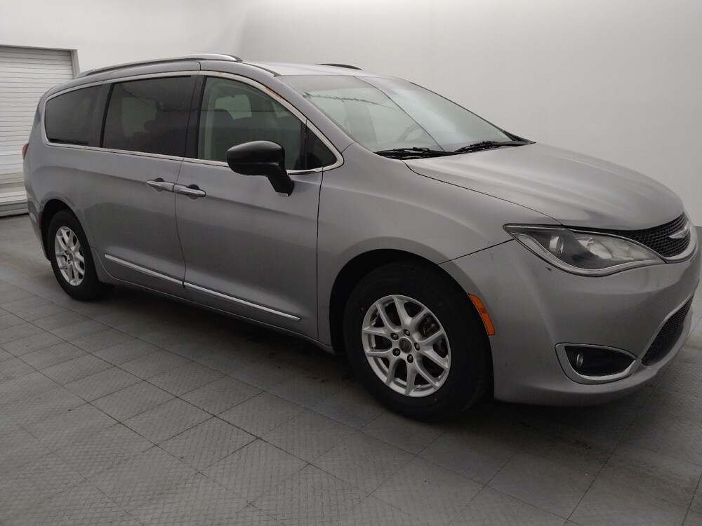 2020 Chrysler Pacifica in Bradenton, FL 34207 - 18115831 11