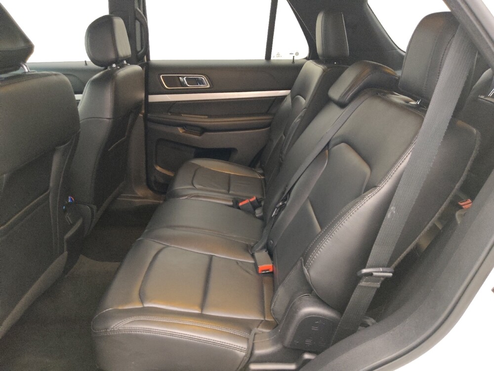 2017 Ford Explorer in Lakeland, FL 33815 - 18115833 18