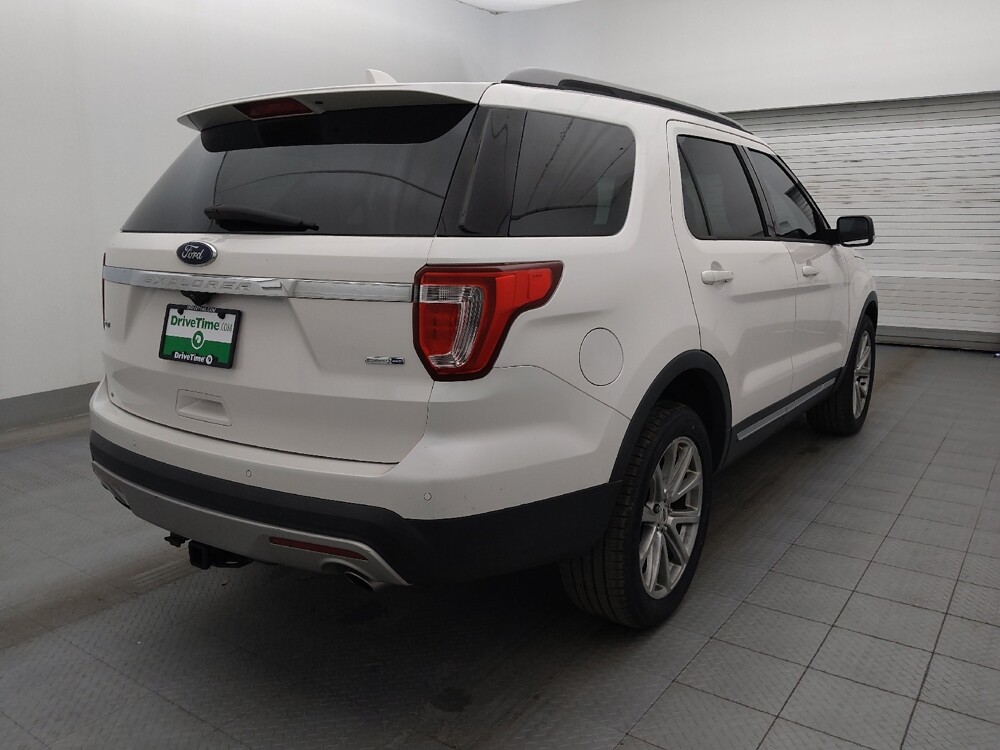 2017 Ford Explorer in Lakeland, FL 33815 - 18115833 9