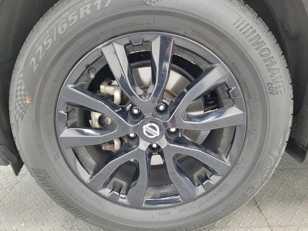 2019 Nissan Rogue in Las Vegas, NV 89104 - 18115852 31