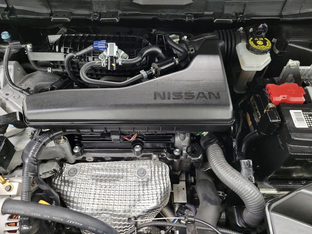 2019 Nissan Rogue in Las Vegas, NV 89104 - 18115852 30