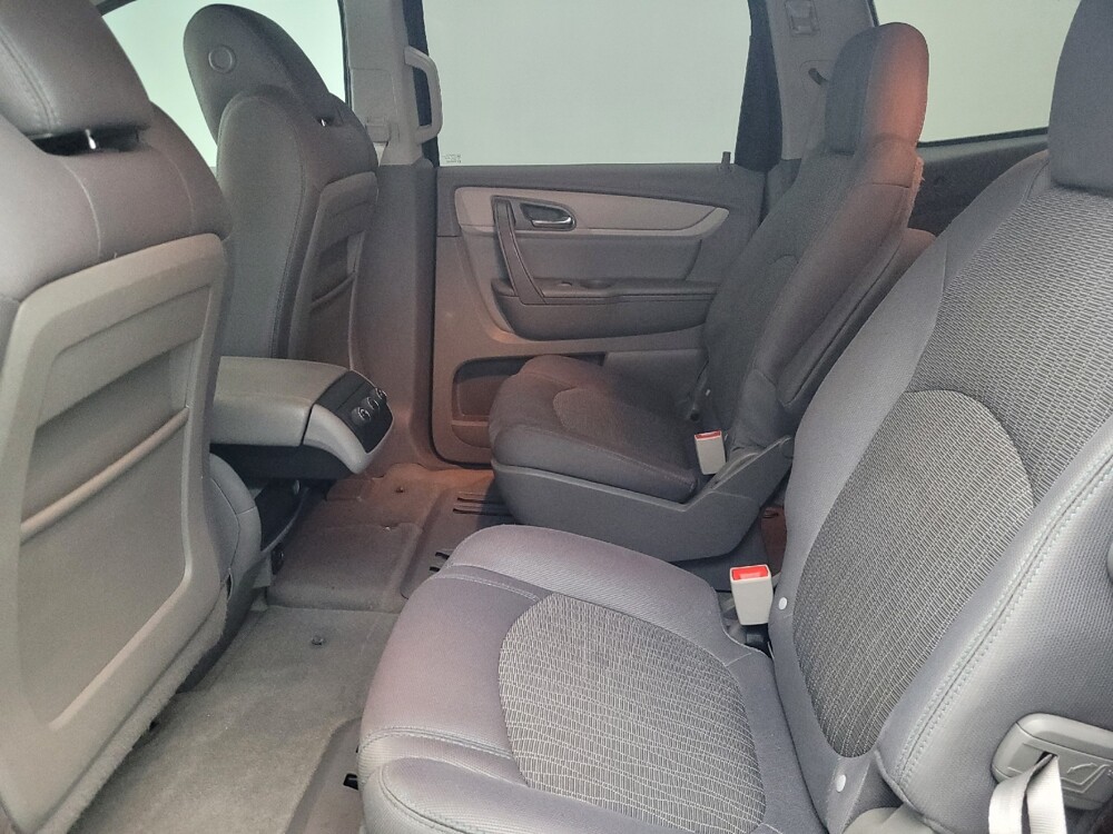 2017 Chevrolet Traverse in Miami, FL 33157 - 18115859 18