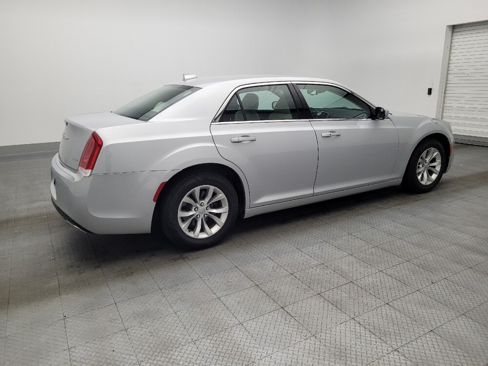 2020 Chrysler 300 in Savannah, GA 31419 - 18115863 10