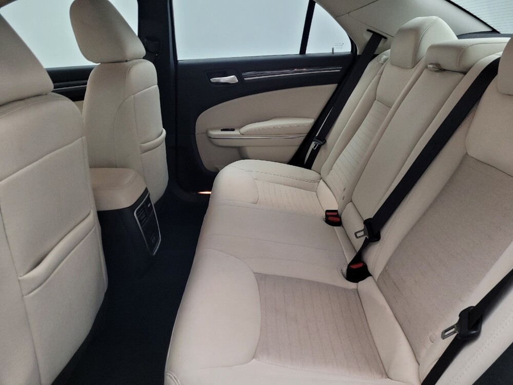 2020 Chrysler 300 in Savannah, GA 31419 - 18115863 18