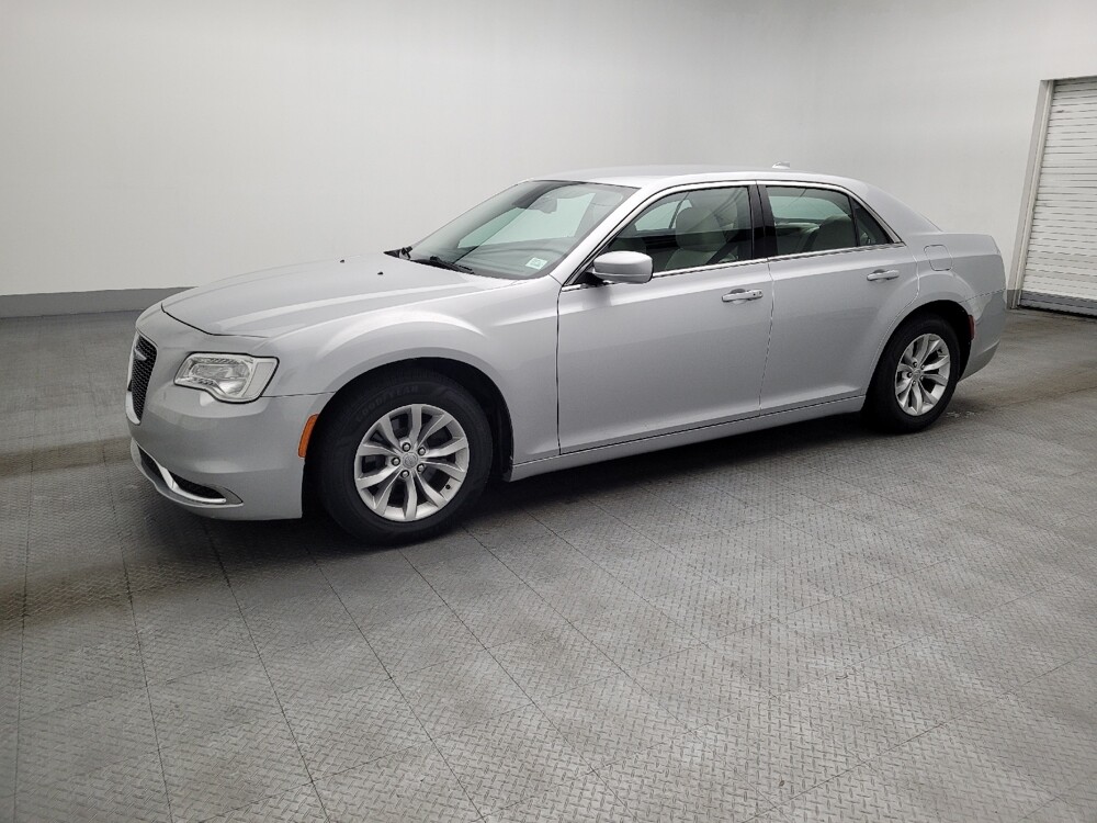 2020 Chrysler 300 in Savannah, GA 31419 - 18115863 2