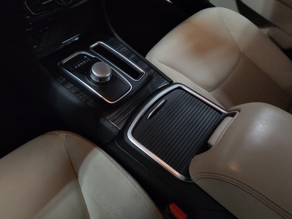 2020 Chrysler 300 in Savannah, GA 31419 - 18115863 26