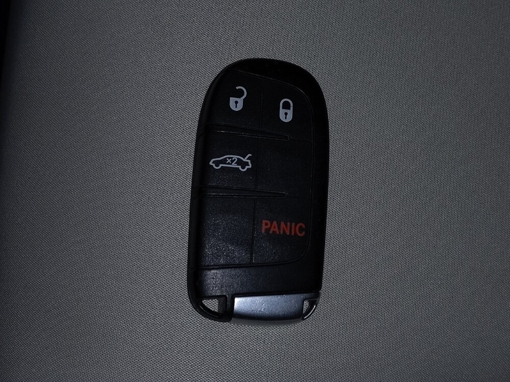 2020 Chrysler 300 in Savannah, GA 31419 - 18115863 32