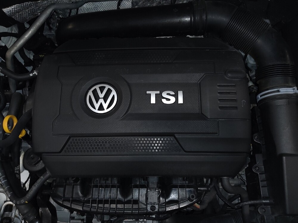 2016 Volkswagen Jetta in Jacksonville, FL 32210 - 18115864 30