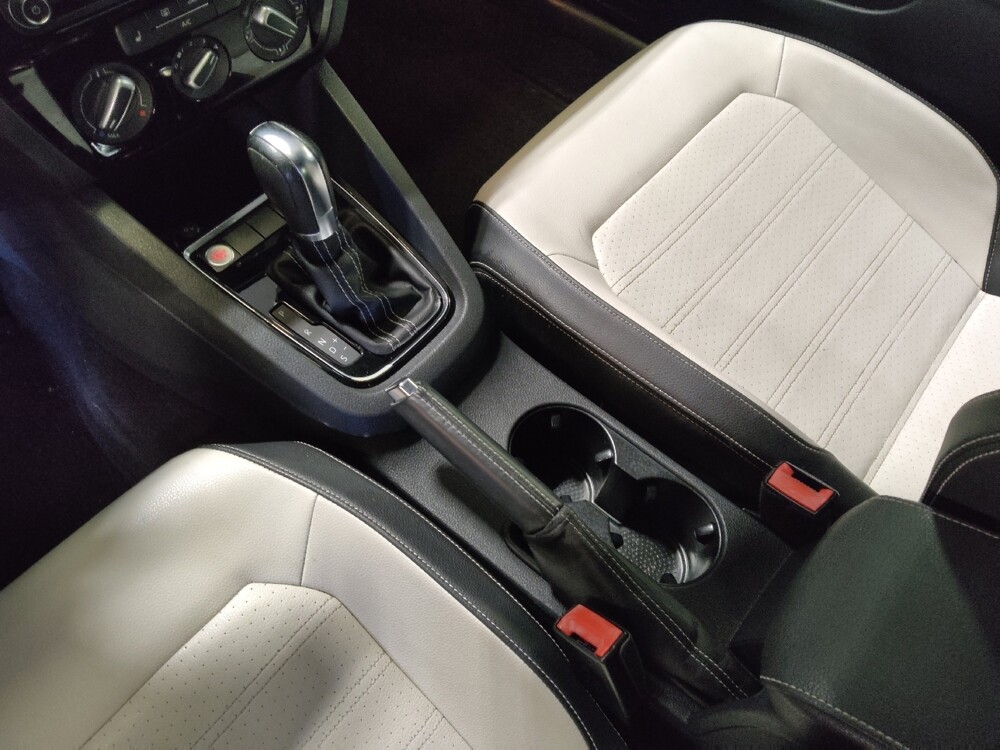 2016 Volkswagen Jetta in Jacksonville, FL 32210 - 18115864 26