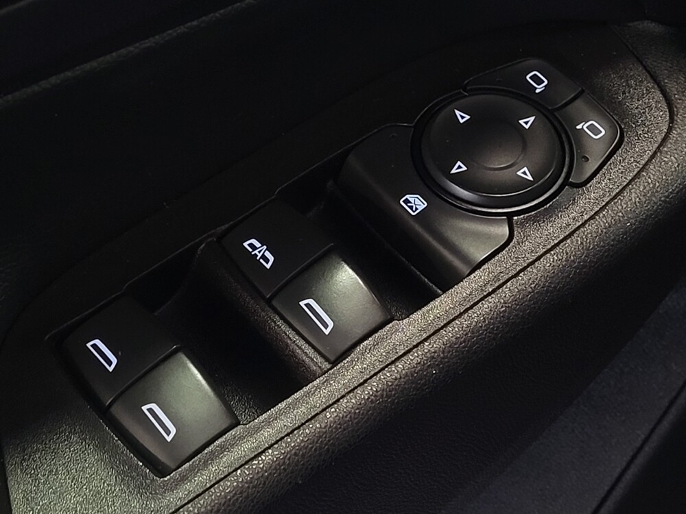 2019 Chevrolet Equinox in Hialeah, FL 33014 - 18115866 27