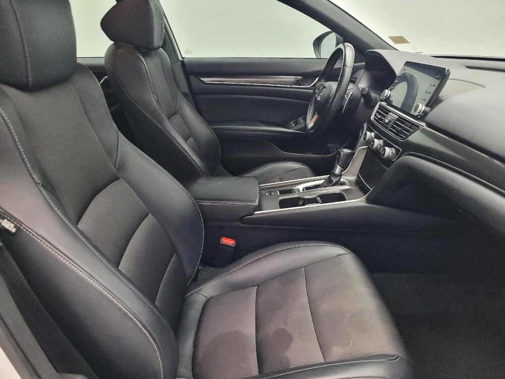 2018 Honda Accord in Hialeah, FL 33014 - 18115876 21