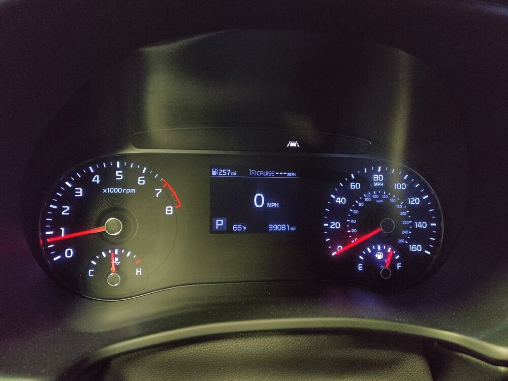 2021 Kia Soul in Mesa, AZ 85210 - 18115888 23