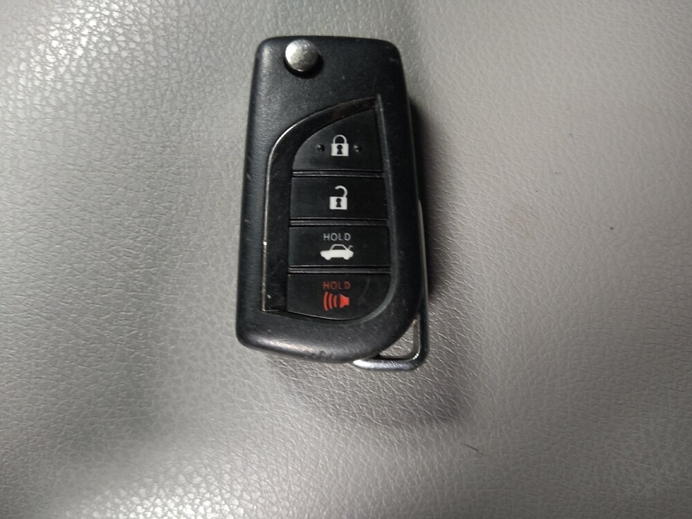 2019 Toyota Camry in Raleigh, NC 27604 - 18115895 32