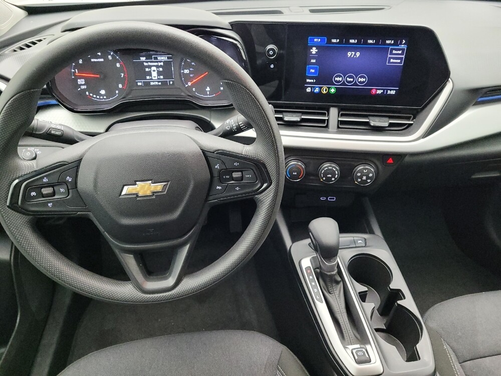 2025 Chevrolet Trax in Greenville, NC 27834 - 18115896 22