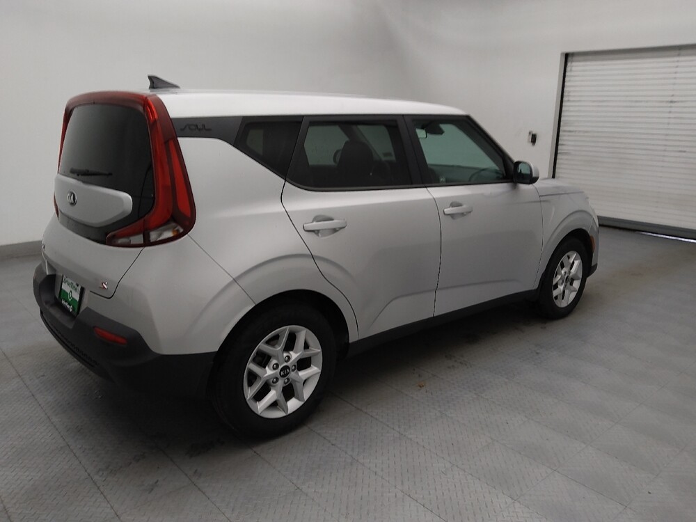 2021 Kia Soul in Charlotte, NC 28273 - 18115906 10