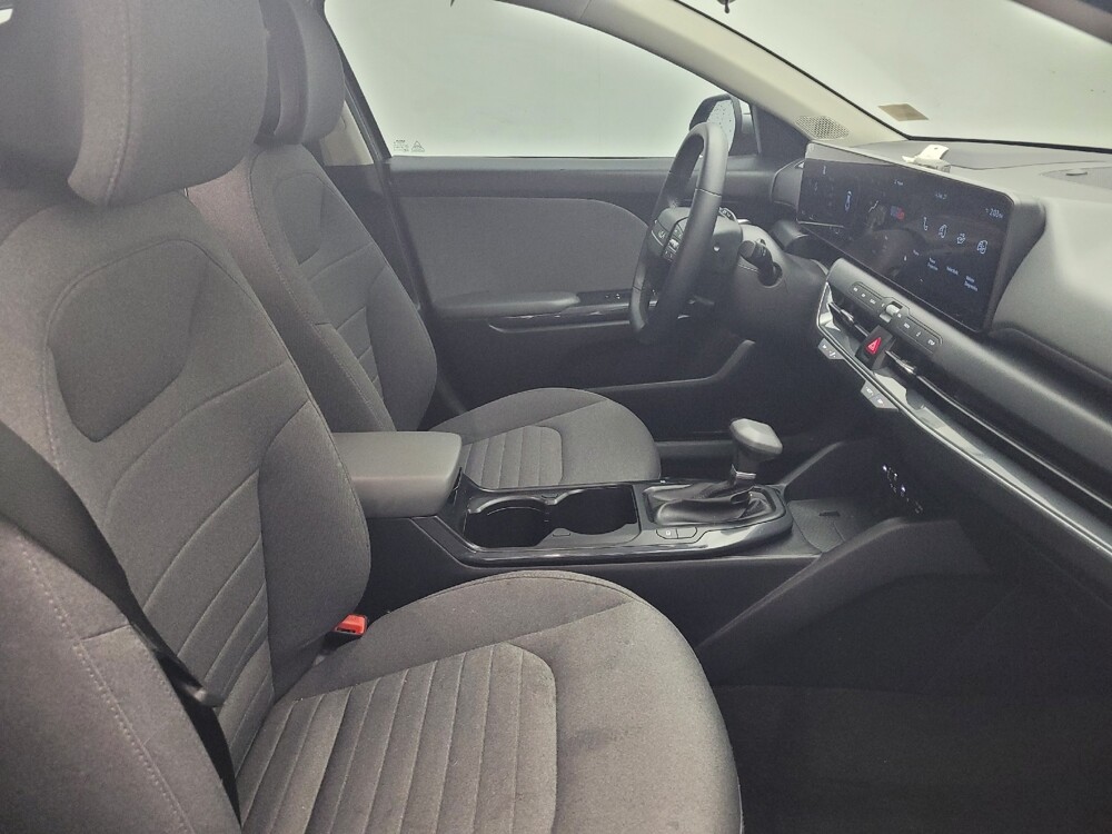 2025 Kia K4 in Greenville, SC 29607 - 18115912 21