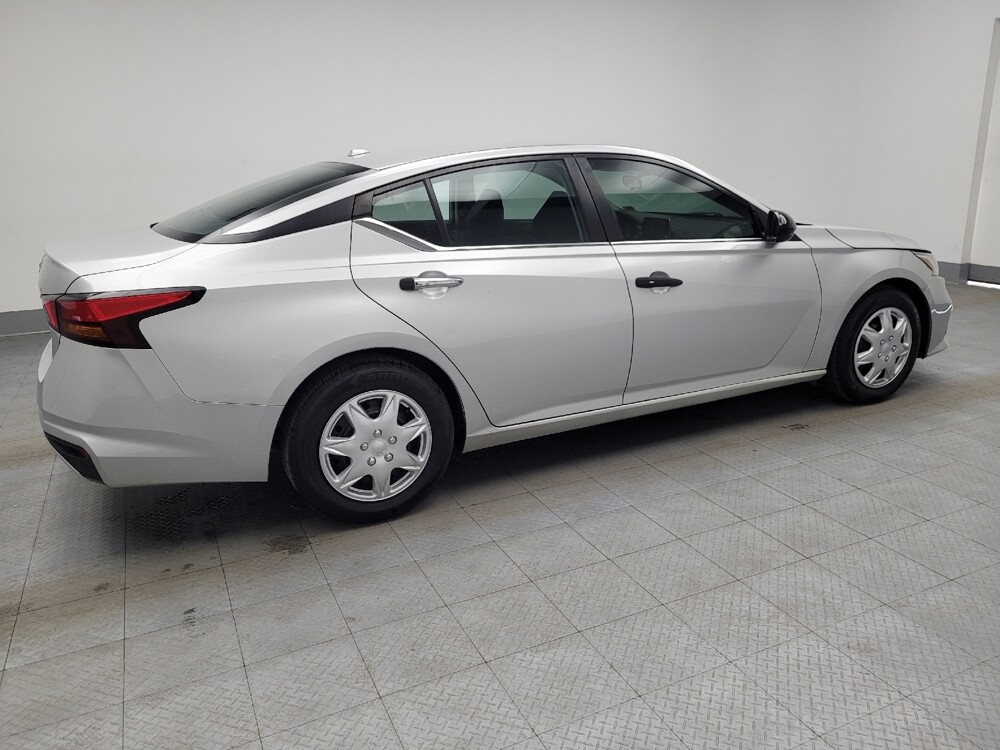 2020 Nissan Altima in Antioch, TN 37013 - 18115922 10