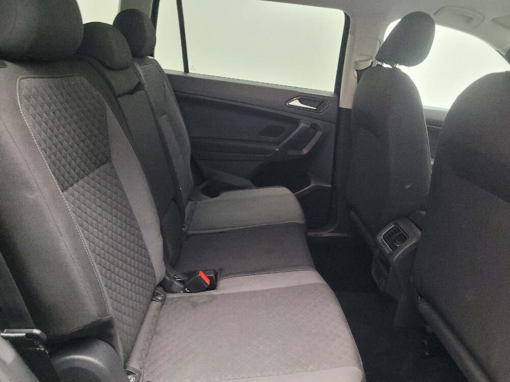 2018 Volkswagen Tiguan in Macon, GA 31210 - 18115927 19