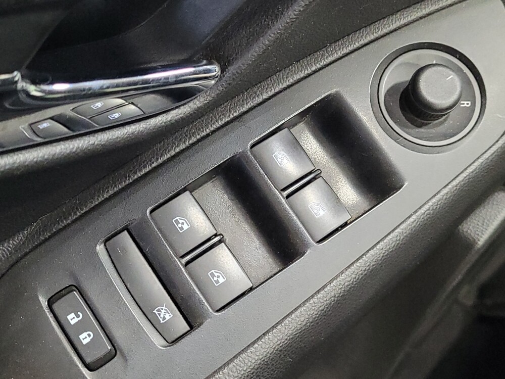 2019 Chevrolet Trax in Pittsburgh, PA 15237 - 18115929 27