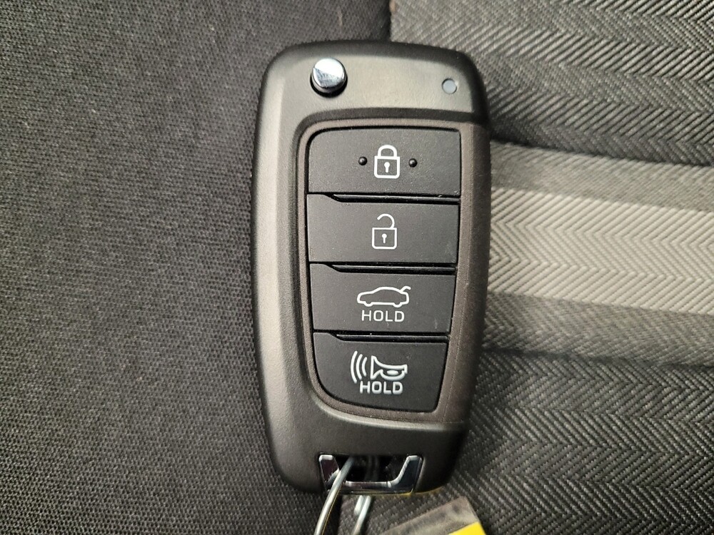 2023 Hyundai Sonata in Taylor, MI 48180 - 18115958 32