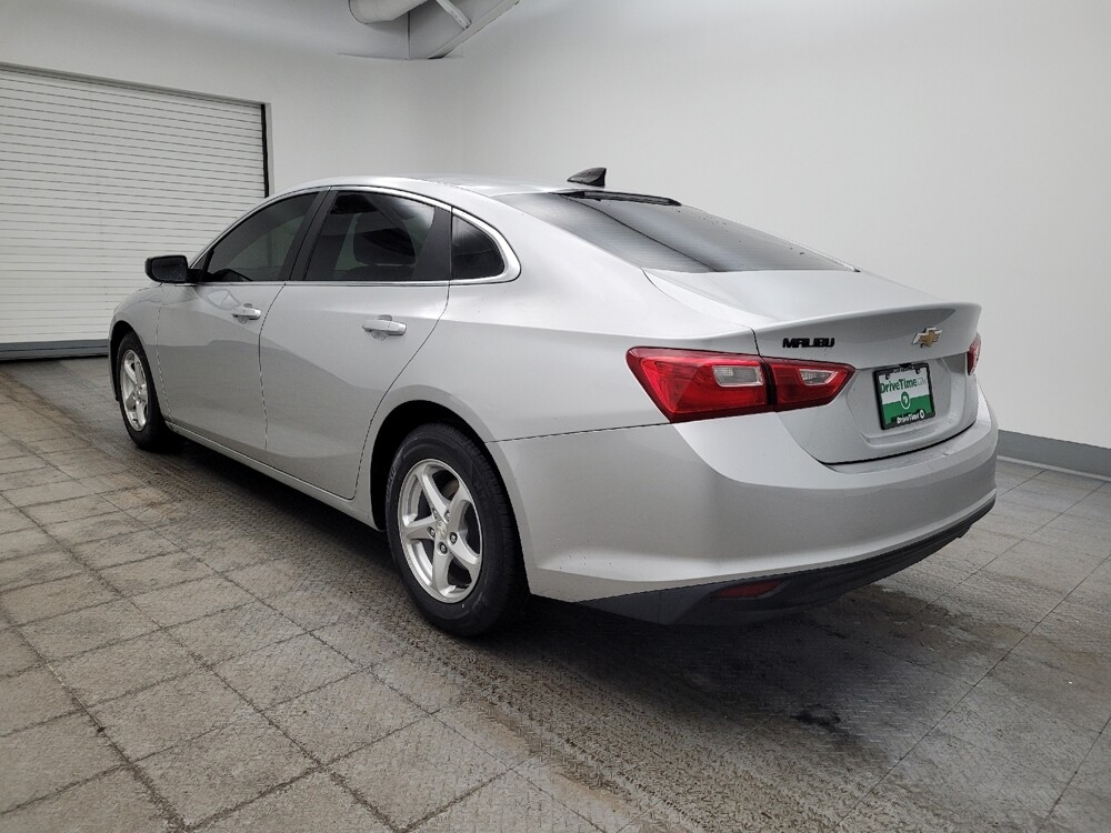2021 Chevrolet Malibu in Columbus, OH 43228 - 18115959 3