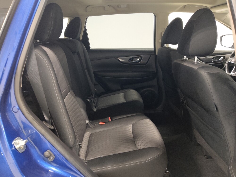 2019 Nissan Rogue in Fairfield, OH 45014 - 18115960 19