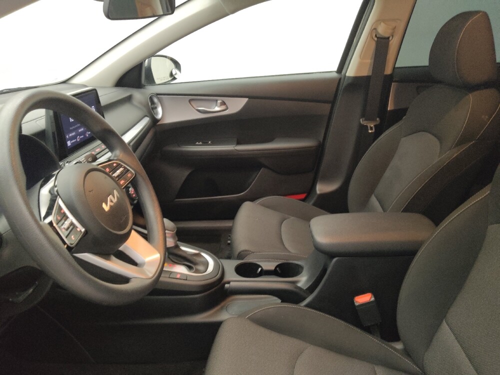 2024 Kia Forte in Des Moines, IA 50310 - 18115974 17