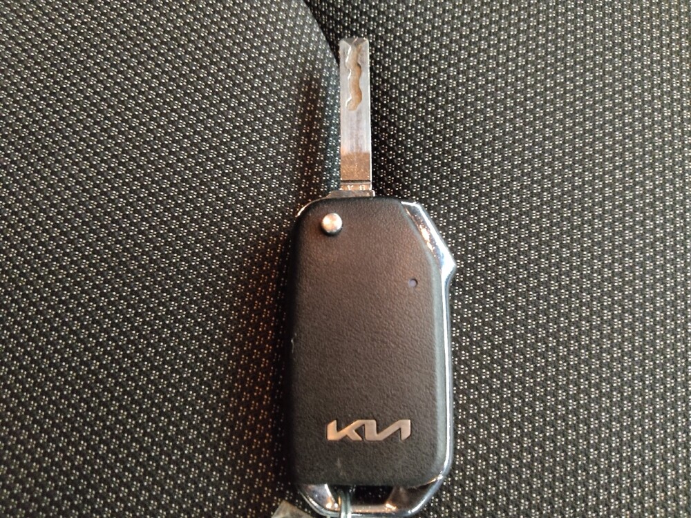 2024 Kia Forte in Des Moines, IA 50310 - 18115974 32