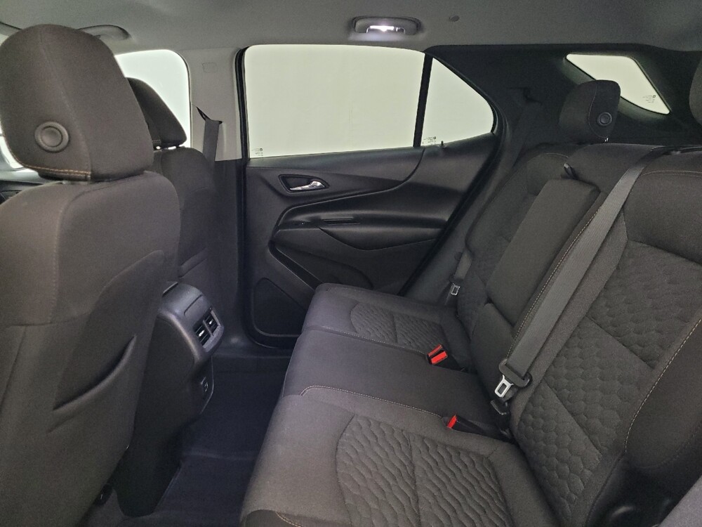 2020 Chevrolet Equinox in Pittsburgh, PA 15236 - 18115986 18