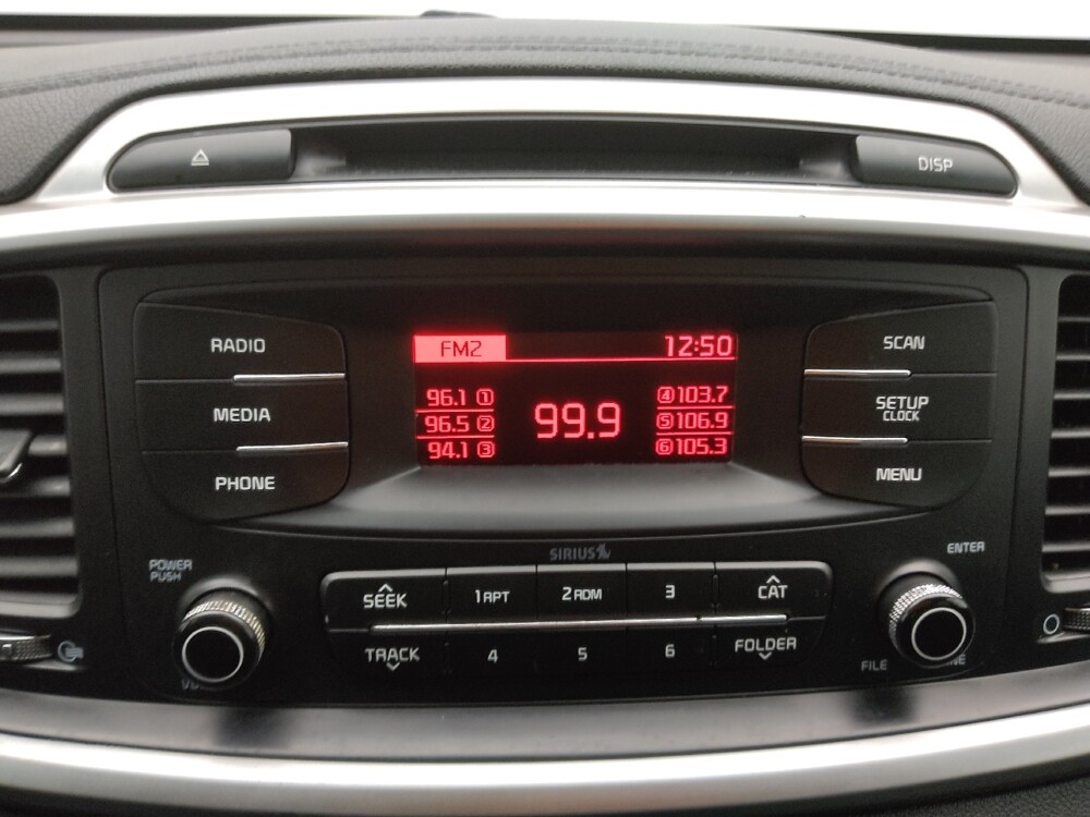 2016 Kia Sorento in Topeka, KS 66611 - 18116001 25