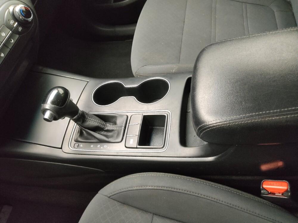 2016 Kia Sorento in Topeka, KS 66611 - 18116001 26