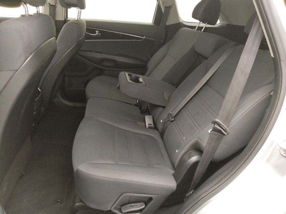 2016 Kia Sorento in Topeka, KS 66611 - 18116001 18